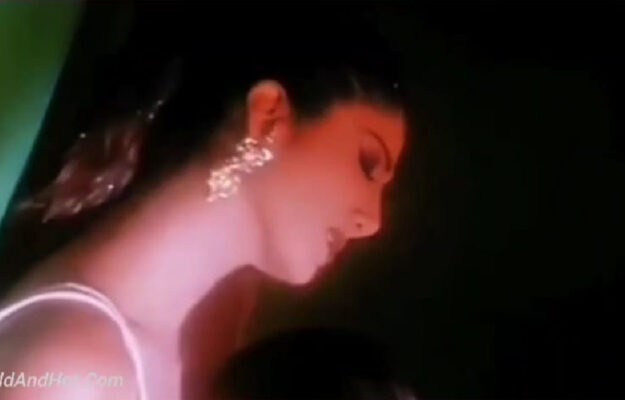 Shilpa Shetty Hot In Bedroom Scene With Sanjay Dutt